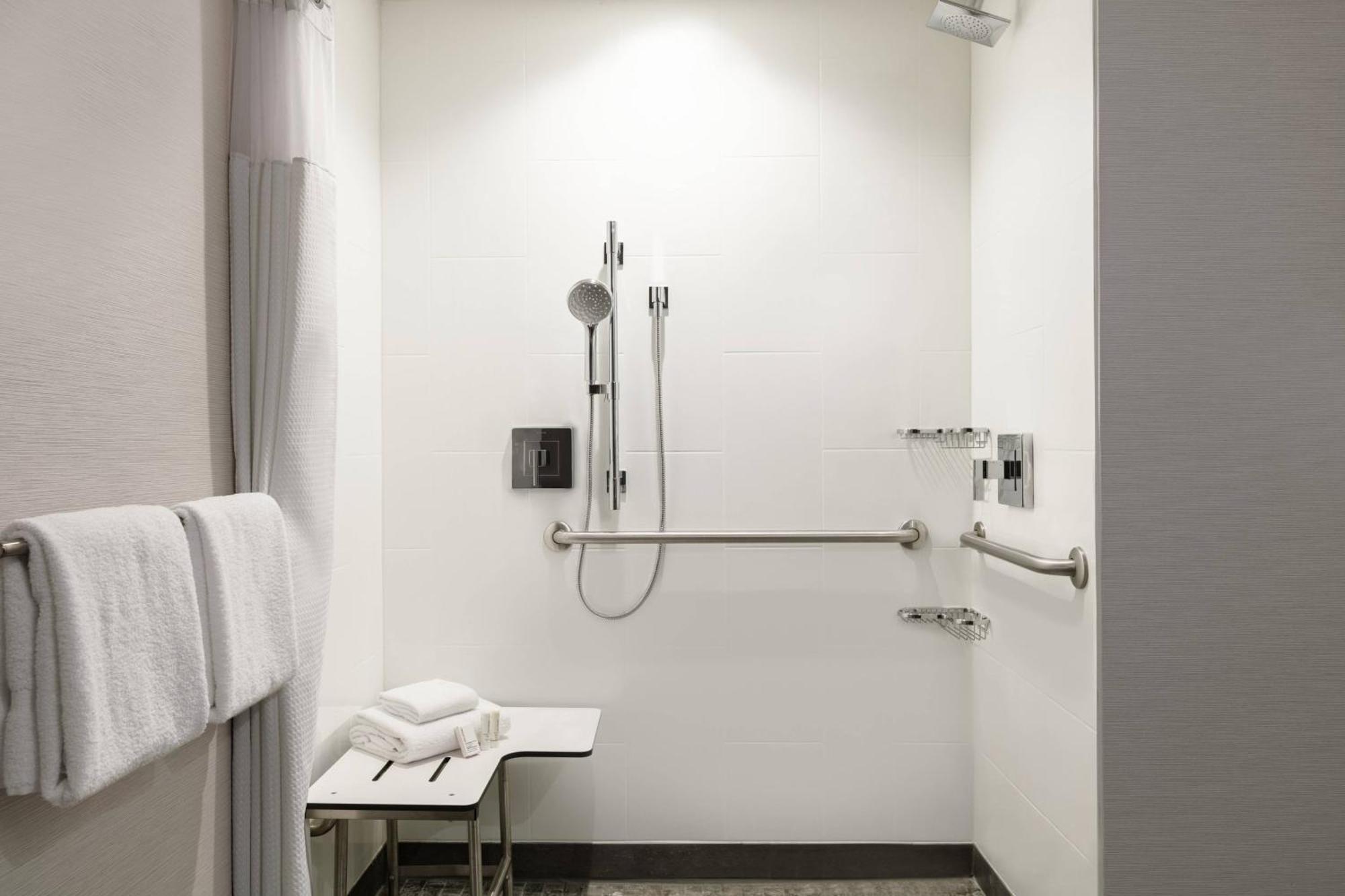Courtyard Lancaster Ξενοδοχείο Fertility Εξωτερικό φωτογραφία