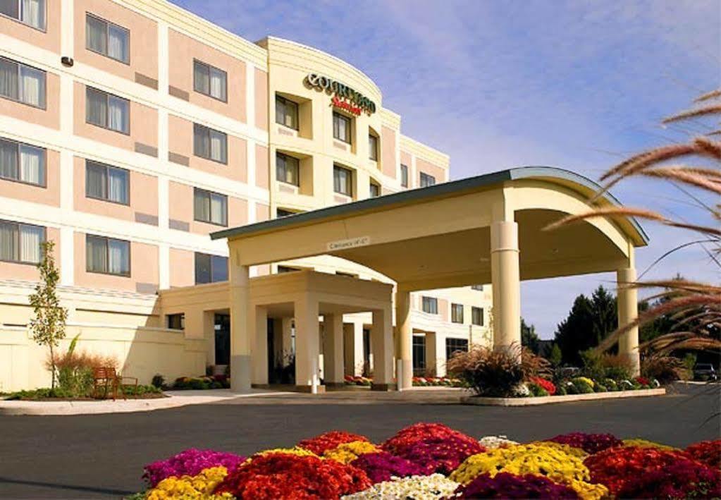 Courtyard Lancaster Ξενοδοχείο Fertility Εξωτερικό φωτογραφία